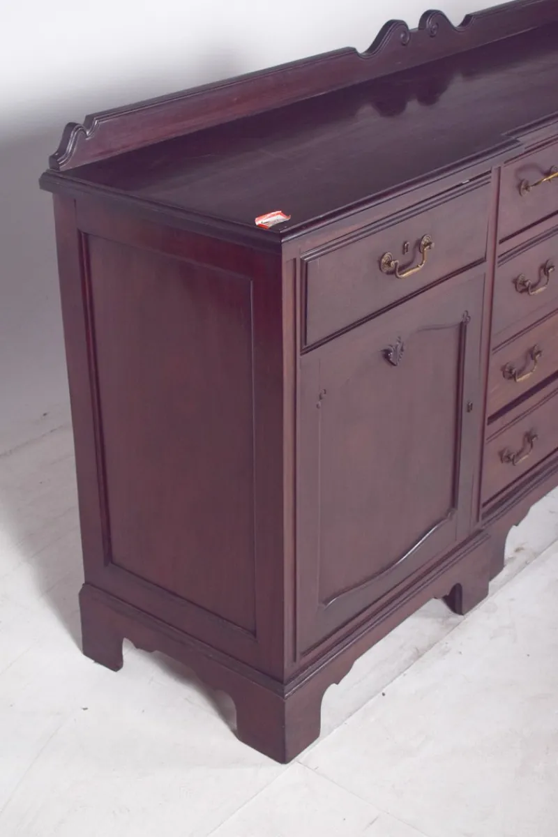Pamono Vintage English Vanity Unit with Small Mahogany Top, 1920s> Dressing Tables