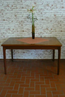 Pamono Vintage Extendable Dining Table by Henning Kjaernulf for AM Denmark