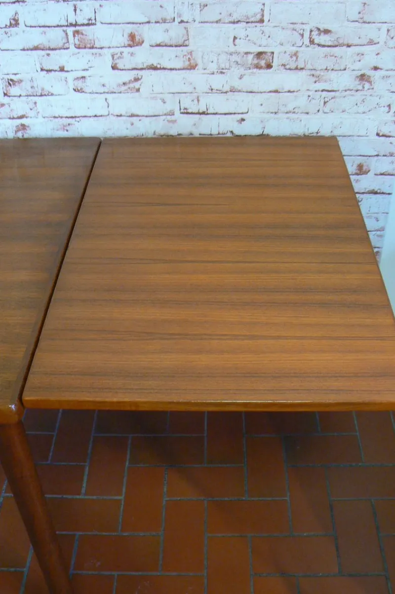 Pamono Vintage Extendable Dining Table by Henning Kjaernulf for AM Denmark
