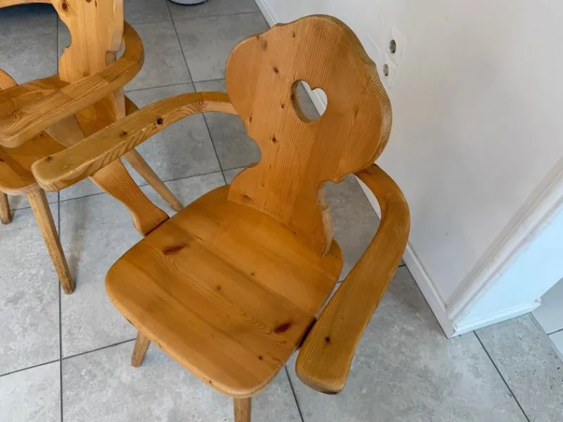 Pamono Vintage Farmhouse Heart-Shaped Armchair> Lounge Chairs & Armchairs