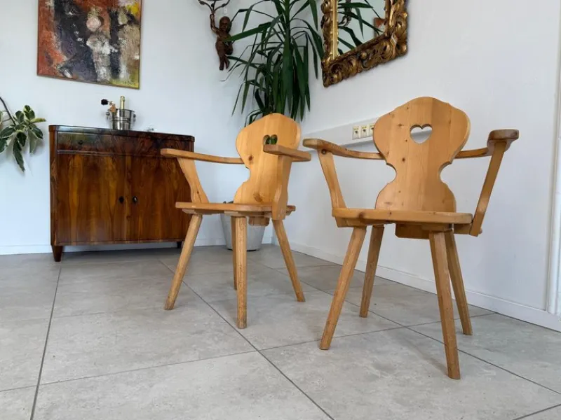 Pamono Vintage Farmhouse Heart-Shaped Armchair> Lounge Chairs & Armchairs