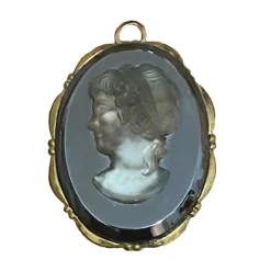 Pamono Vintage Figurine Brooch, 1930s> Brooches