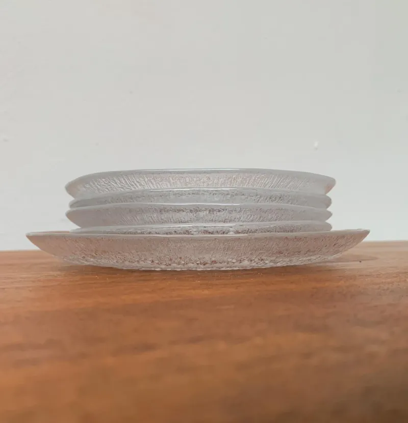 Pamono Vintage Finnish Glas Plates Solaris by Tapio Wirkkala for Iittala, Set of 5> Dinner Plates & Bowls