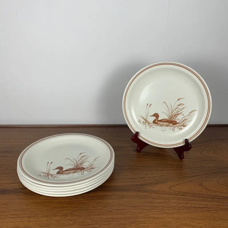 Hot Pamono Vintage Flat Plate Set with Duck Pattern & Red-Brown Trim from Churchill England, 1990s, Set of 6