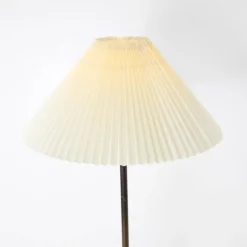 Pamono Vintage Floor Lamp in Brass and Wood, 1970s> Floor Lamps