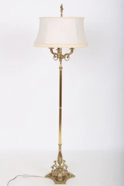 Pamono Vintage Floor Lamp in Brass><noscript><img width=
