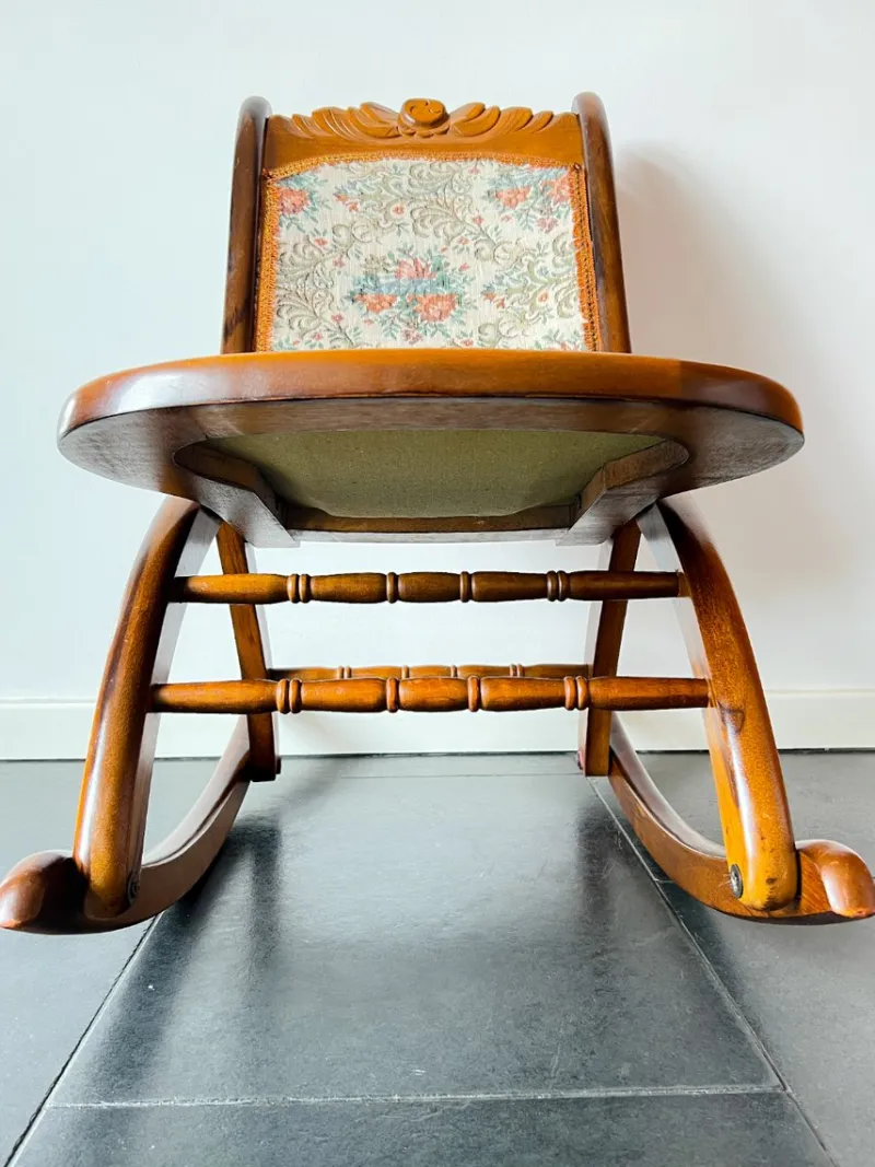 Pamono Vintage Folding Rocking Chair with Gobelin, 1950s> Rocking Chairs