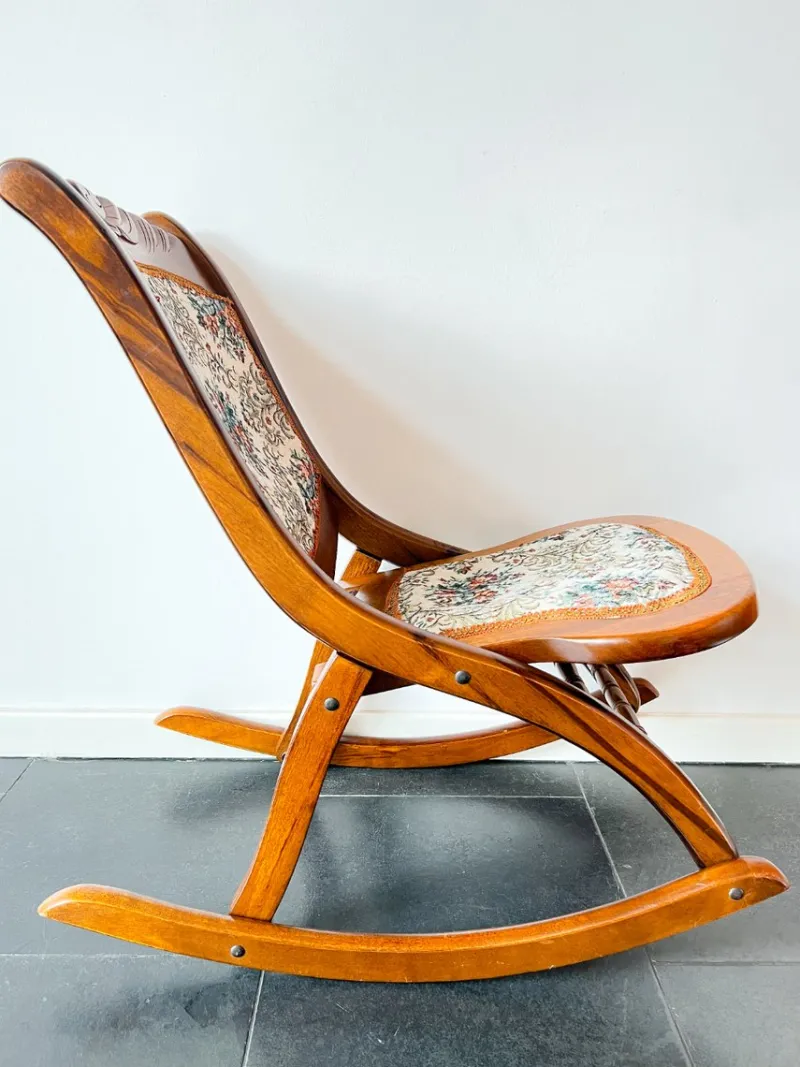 Pamono Vintage Folding Rocking Chair with Gobelin, 1950s> Rocking Chairs