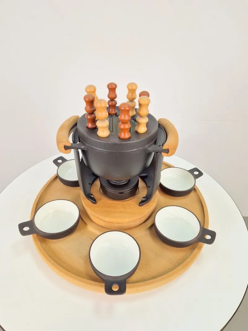 Pamono Vintage Fondue Set by Richard Nissen for Nissen, 1960s, Set of 2> Dinnerware Accessories