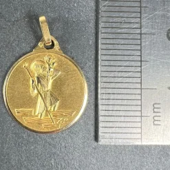 Clearance Pamono Vintage French 18 Karat Yellow Gold Saint Christopher Charm Pendant Medal, 1950s