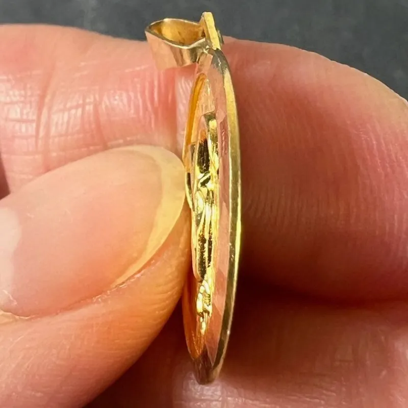 Pamono Vintage French 18 Karat Yellow Gold Zodiac Aries Charm Pendant, 1970s> Necklaces