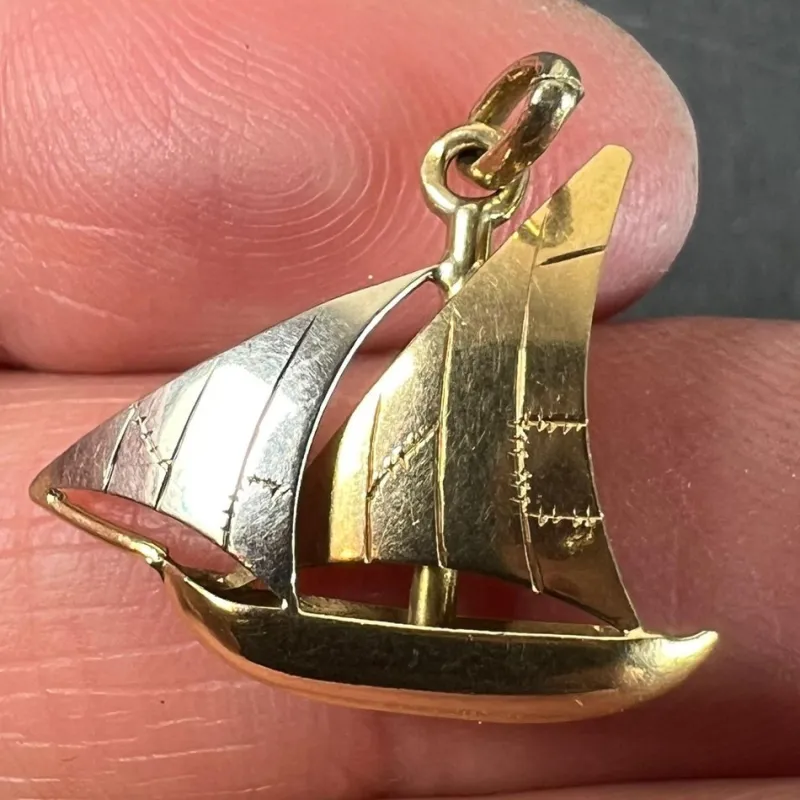 Pamono Vintage French 18 Karat Yellow and White Gold Yacht Boat Charm Pendant, 1950s> Necklaces