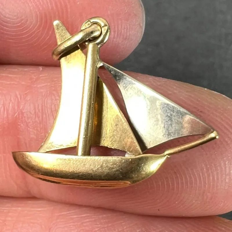 Pamono Vintage French 18 Karat Yellow and White Gold Yacht Boat Charm Pendant, 1950s> Necklaces
