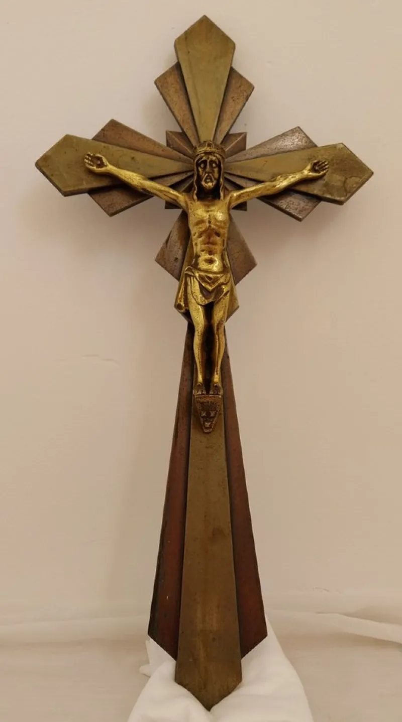 Pamono Vintage French Art Deco Two Tone Brass Crucifix by E. Hoffer, 1930s> Wall Decor