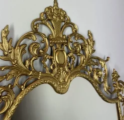 Pamono Vintage French Brass Console Table with Marble Top and Mirror, Set of 2><noscript><img width=