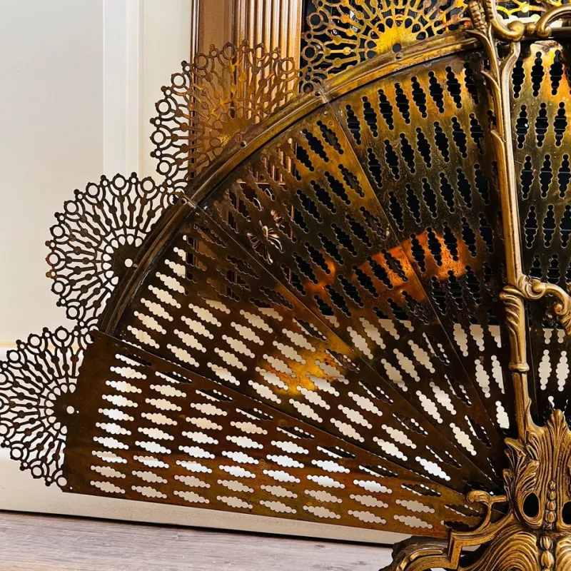 Hot Pamono Vintage French Brass Fan Firescreen