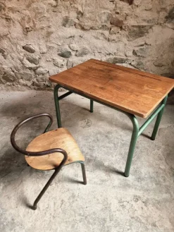 Sale Pamono Vintage French Children's Desk and Chair Set, 1950s, Set of 2