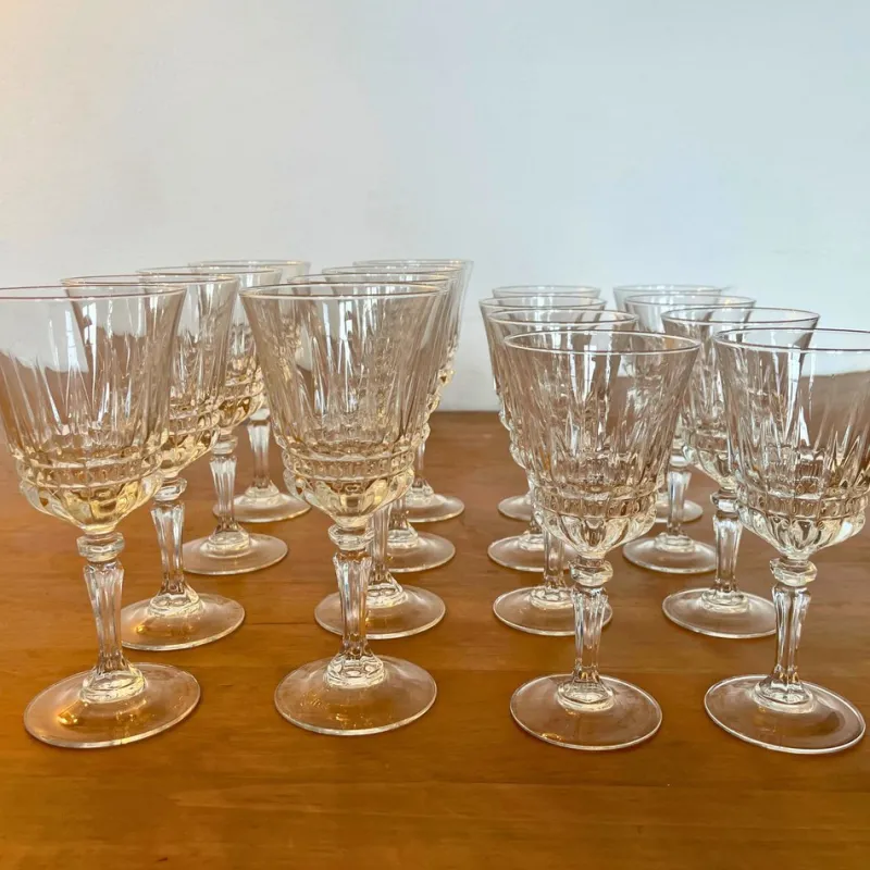 Pamono Vintage French Crystal Glasses From Cristal d'Arques Villeneuve Pattern- Set of 16> Glassware