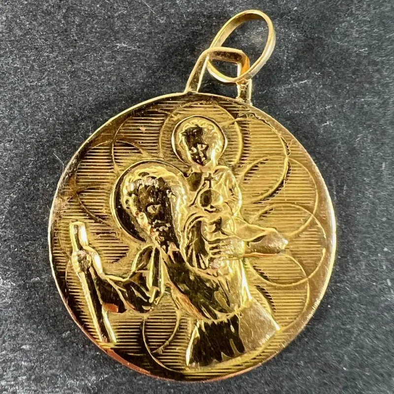 Hot Pamono Vintage French Double-Sided St. Christopher Medal Pendant in 18 Karat Yellow Gold, 1960s