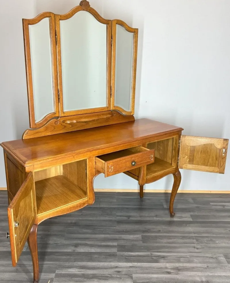 Pamono Vintage French Dressing Table with Mirror in Oak> Dressing Tables