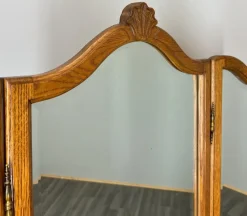 Pamono Vintage French Dressing Table with Mirror in Oak><noscript><img width=