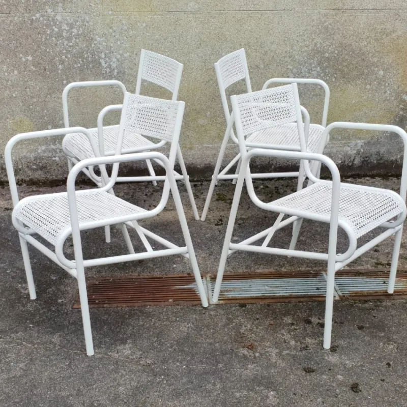 Pamono Vintage French Garden Chairs in Perforated Steel in the style of Mathieu Matégot, 1950s, Set of 4> Garden Seating