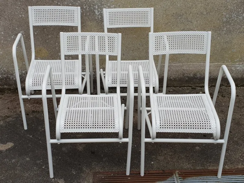 Pamono Vintage French Garden Chairs in Perforated Steel in the style of Mathieu Matégot, 1950s, Set of 4> Garden Seating