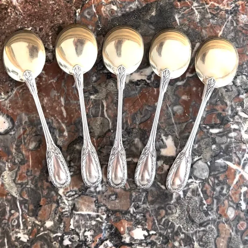 Pamono Vintage French Ice Cream Spoon in Sterling Silver and Chiseled Vermeil, 1920s, Set of 6> Cutlery & Serving Utensils