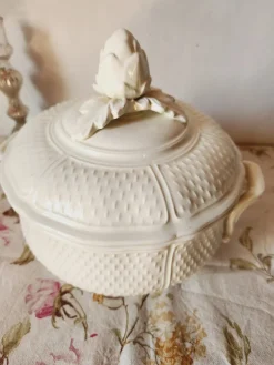 Pamono Vintage French Ironstone Pont Aux Choux Series Soup Tureen with Artichoke Lid from Gien, 1960s><noscript><img width=