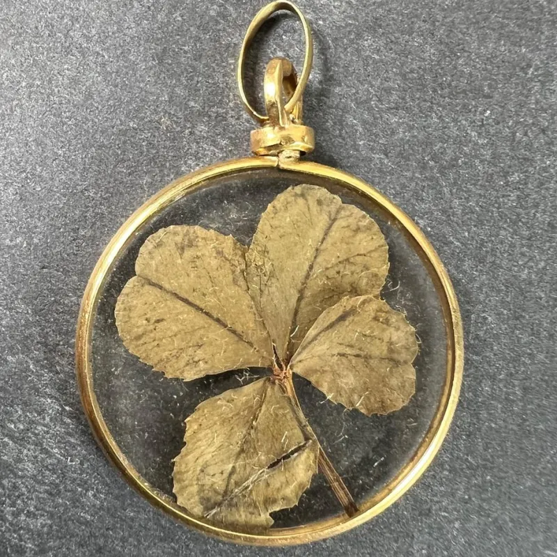 Best Pamono Vintage French 18k Yellow Gold Good Luck Pendant, 1940s