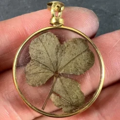 Best Pamono Vintage French 18k Yellow Gold Good Luck Pendant, 1940s