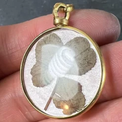 Best Pamono Vintage French 18k Yellow Gold Good Luck Pendant, 1940s
