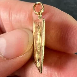 Pamono Vintage French 18k Yellow Gold Square Medal Pendant, 1950s><noscript><img width=