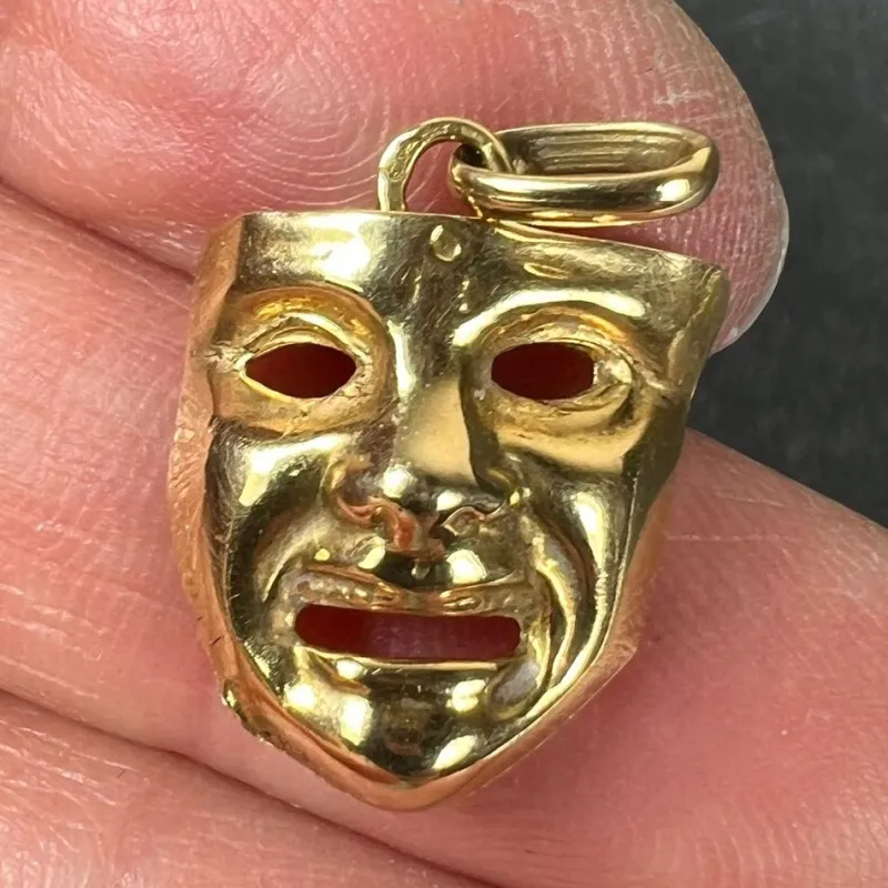 Pamono Vintage French 18k Yellow Gold Charm Pendant, 1970s