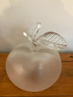 Pamono Vintage French Lalique Glass Scent Bottle from Nina Ricci, 1952, 1950s><noscript><img width=