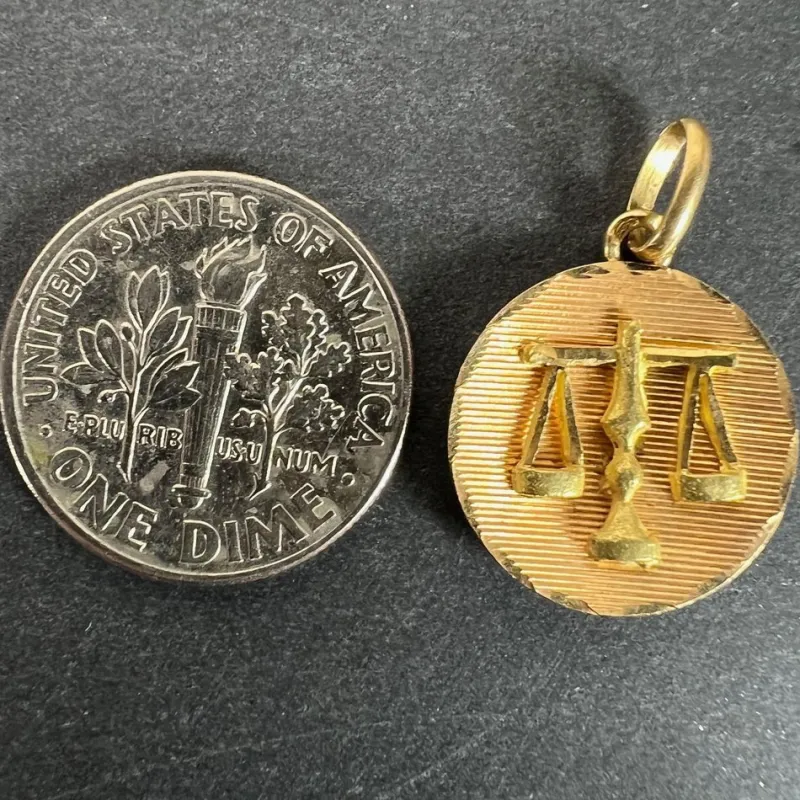 Pamono Vintage French Libra Star Sign Zodiac 18k Yellow Gold Charm Medal Pendant, 1960s> Necklaces