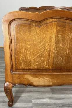 Pamono Vintage French Louis XVI Style Double Carved Bed in Oak><noscript><img width=