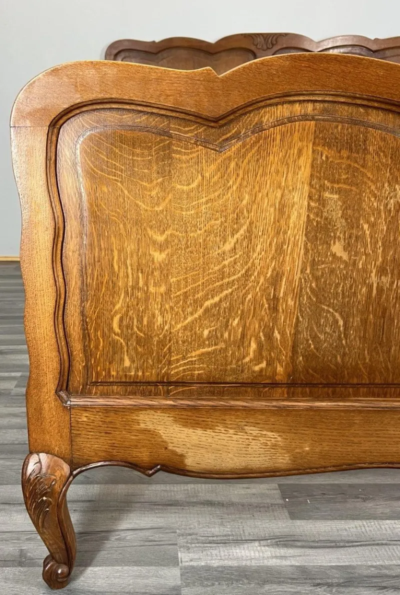 Pamono Vintage French Louis XVI Style Double Carved Bed in Oak> Beds & Bedroom Sets