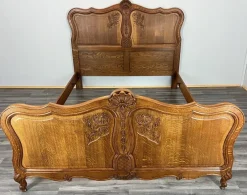 Pamono Vintage French Louis XVI Style Double Carved Bed Frame in Oak> Beds & Bedroom Sets