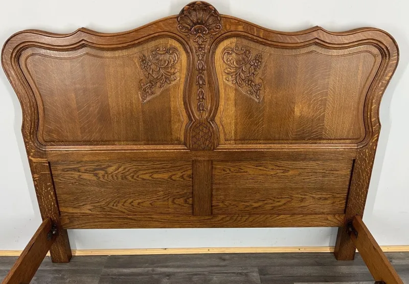 Pamono Vintage French Louis XVI Style Double Carved Bed Frame in Oak> Beds & Bedroom Sets
