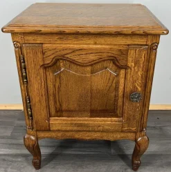 New Pamono Vintage French Oak Bedside Tables, Set of 2