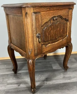 Online Pamono Vintage French Oak Bedside Tables, Set of 2