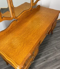 Pamono Vintage French Oak Dressing Table with Mirror><noscript><img width=
