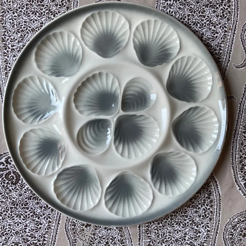 Pamono Vintage French Orchies Majolica Oyster Plates and Platter, 1960s, Set of 7> Dinner Plates & Bowls