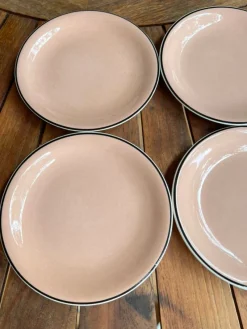 Pamono Vintage French Pink Dessert Plates by Villeroy & Boch, 1930s, Set of 4><noscript><img width=
