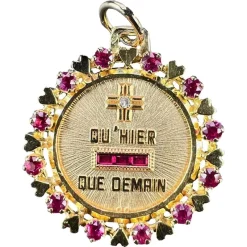 Outlet Pamono Vintage French Plus Quhier Heart Halo 18k Yellow Gold Love Medal Pendant from Augis, 1950s