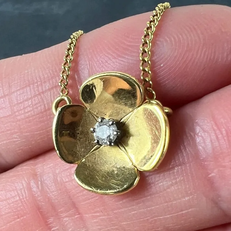 Discount Pamono Vintage French Quatrefoil Flower Pendant in 18 Karat Yellow Gold with Diamond, 1950s
