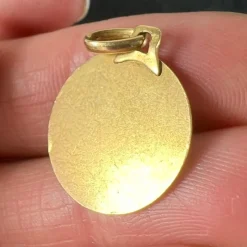Pamono Vintage French Raphaels Cherub 18k Yellow Gold Medal Pendant, 1950s><noscript><img width=