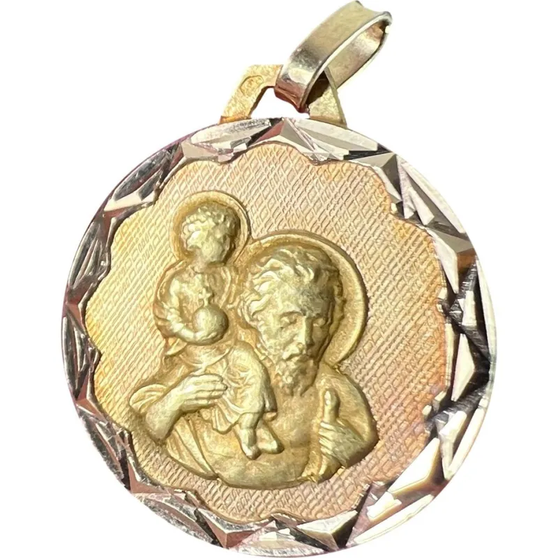 Pamono Vintage French St Christopher Pendant in 18 Karat Yellow Gold, 1980s> Necklaces