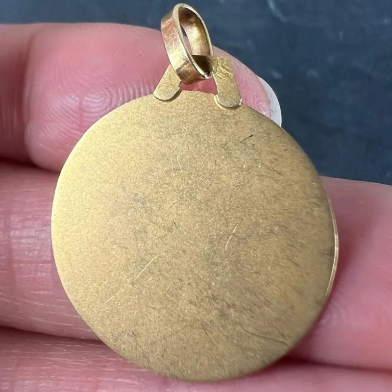 Pamono Vintage French St Christopher Pendant in 18 Karat Yellow Gold, 1980s> Necklaces
